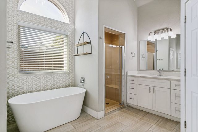 2901 Woodland Hills Drive, Grapevine, TX 76051