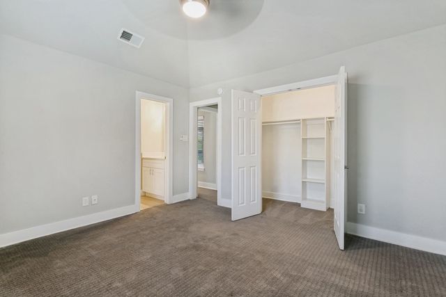 2901 Woodland Hills Drive, Grapevine, TX 76051