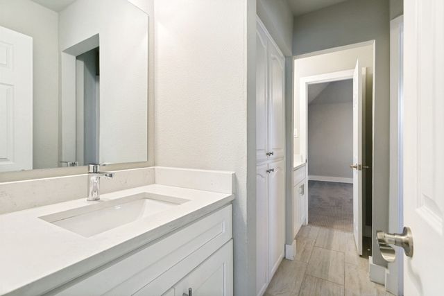 2901 Woodland Hills Drive, Grapevine, TX 76051