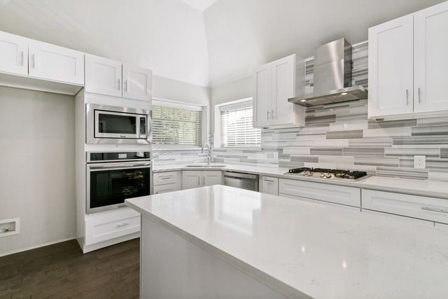 2901 Woodland Hills Drive, Grapevine, TX 76051