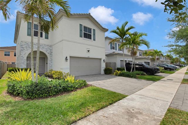 1392 SE 26th Ter, Homestead, FL 33035