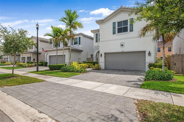 1392 SE 26th Ter, Homestead, FL 33035