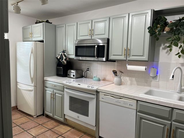 2029 N Ocean Blvd 303, Fort Lauderdale, FL 33305