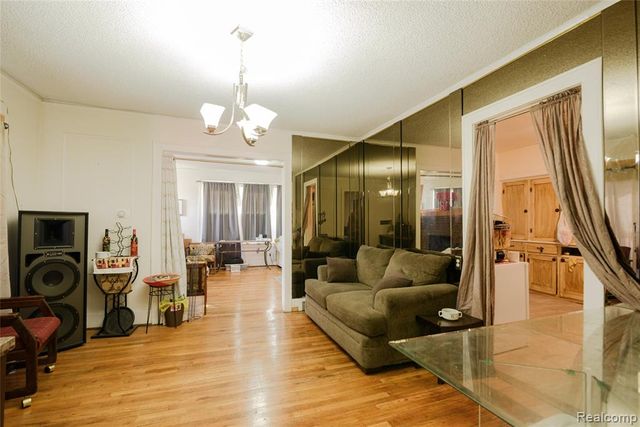 15304 Rutherford Street, Detroit, MI 48227