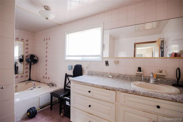 15304 Rutherford Street, Detroit, MI 48227