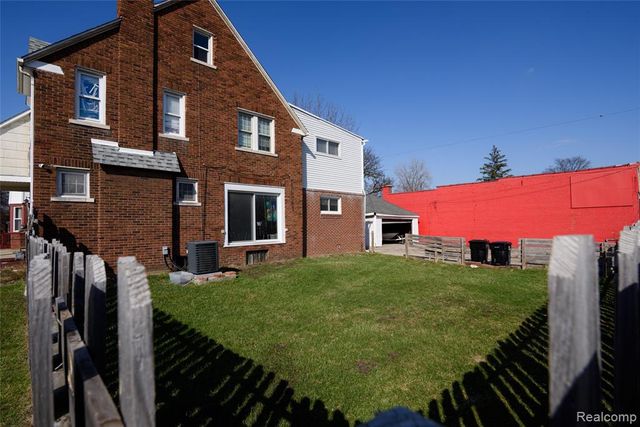 15304 Rutherford Street, Detroit, MI 48227