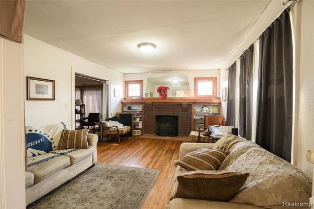 15304 Rutherford Street, Detroit, MI 48227