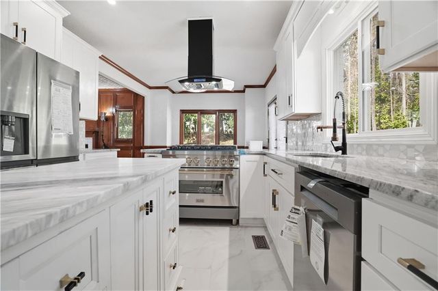 3091 Brookview Road SE, Marietta, GA 30067