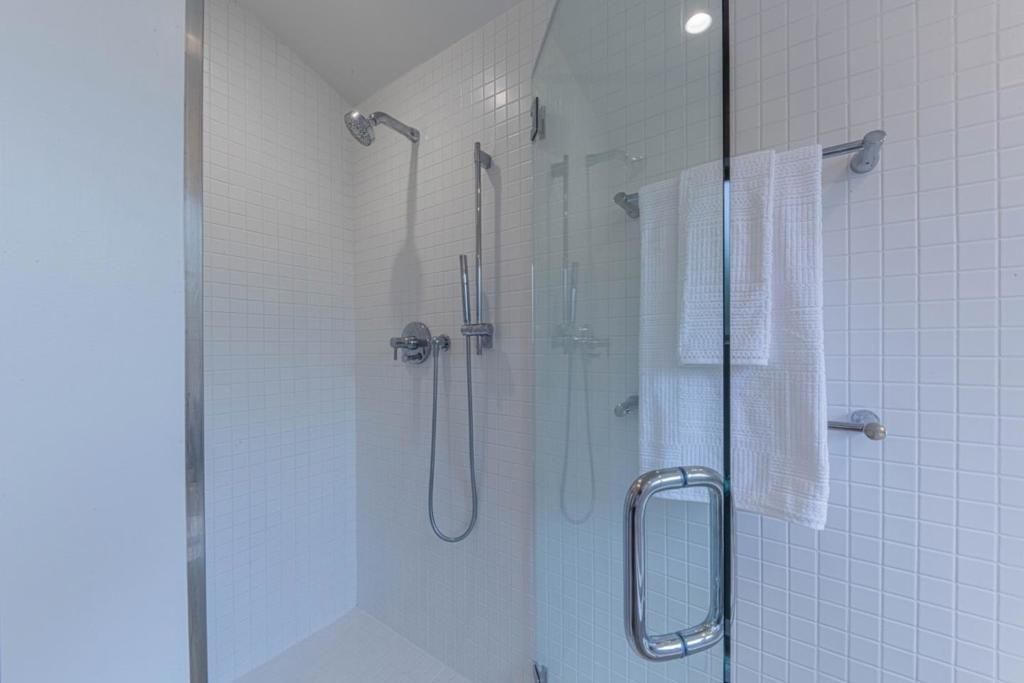 Image 32 of property listing at 195 Laurel Drive, Carmel Valley, CA 93924