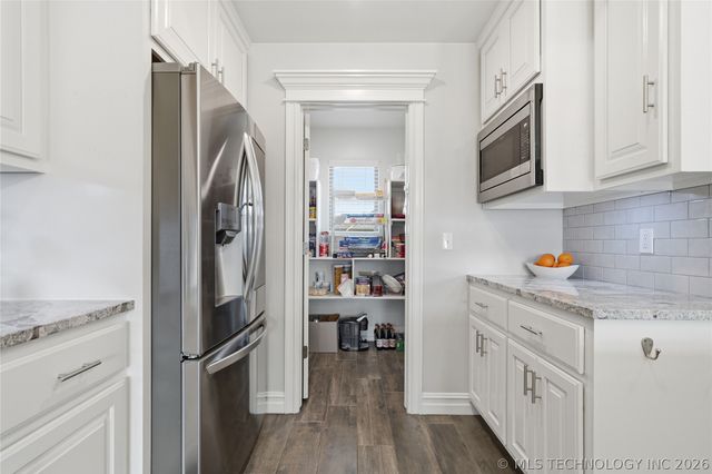 14128 N 70th East Avenue, Collinsville, OK 74021