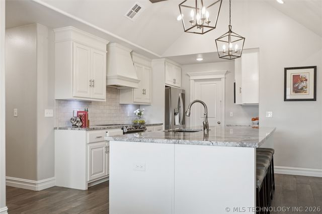 14128 N 70th East Avenue, Collinsville, OK 74021