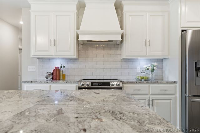 14128 N 70th East Avenue, Collinsville, OK 74021