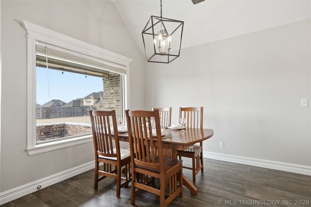 14128 N 70th East Avenue, Collinsville, OK 74021