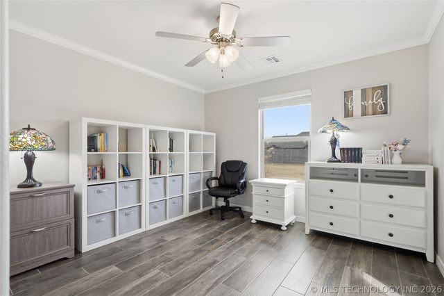 14128 N 70th East Avenue, Collinsville, OK 74021