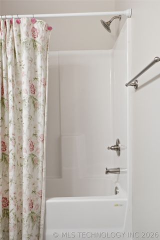 14128 N 70th East Avenue, Collinsville, OK 74021