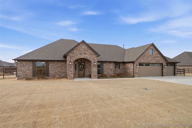 14128 N 70th East Avenue, Collinsville, OK 74021