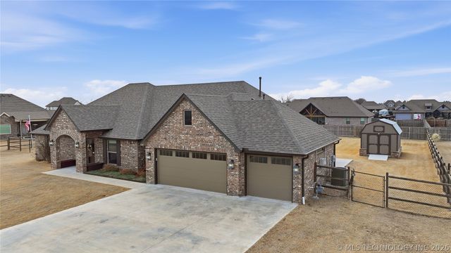 14128 N 70th East Avenue, Collinsville, OK 74021