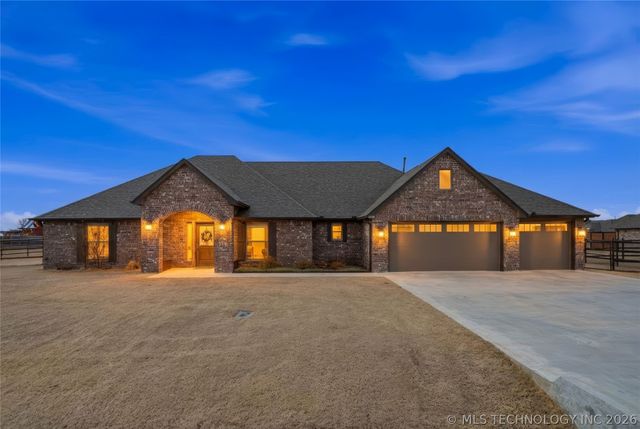 14128 N 70th East Avenue, Collinsville, OK 74021