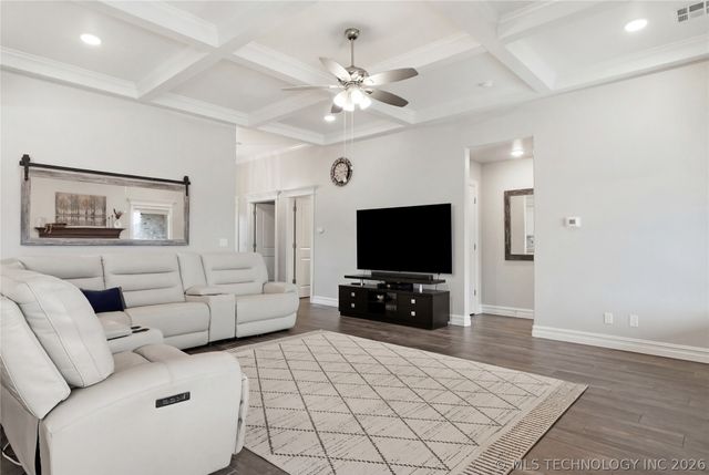 14128 N 70th East Avenue, Collinsville, OK 74021