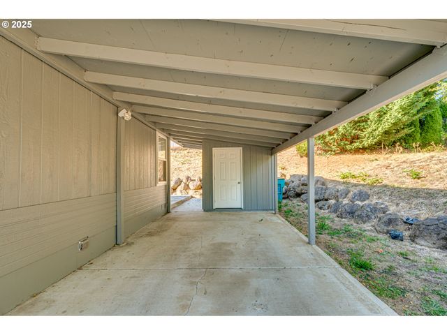 5606 Ne 68TH St, Vancouver, WA 98661