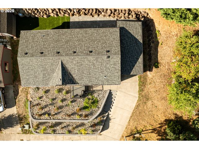 5606 Ne 68TH St, Vancouver, WA 98661