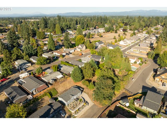 5606 Ne 68TH St, Vancouver, WA 98661