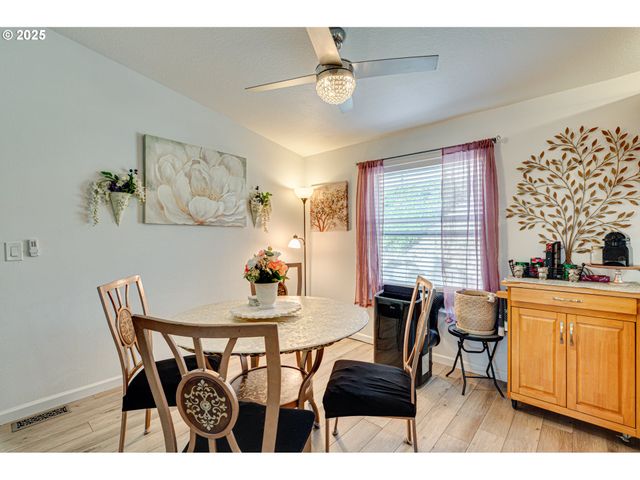 5606 Ne 68TH St, Vancouver, WA 98661