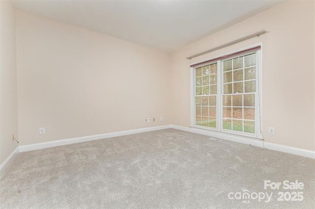 3439 Twelve Oaks Place, Charlotte, NC 28270