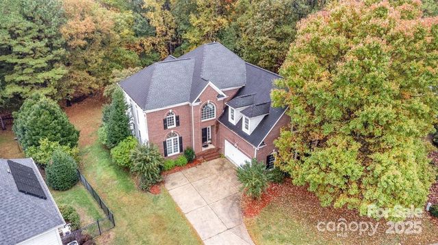 3439 Twelve Oaks Place, Charlotte, NC 28270