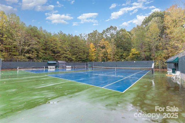 3439 Twelve Oaks Place, Charlotte, NC 28270