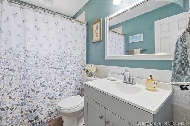 501 Circle Drive, Sellersburg, IN 47172