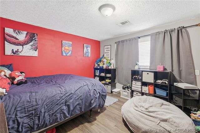 501 Circle Drive, Sellersburg, IN 47172