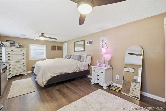 501 Circle Drive, Sellersburg, IN 47172