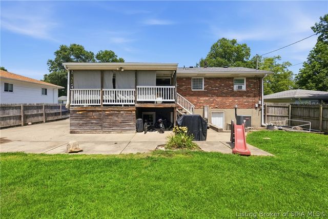 501 Circle Drive, Sellersburg, IN 47172