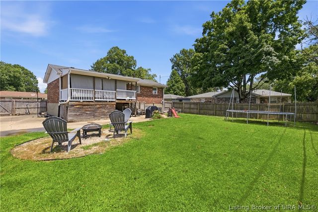 501 Circle Drive, Sellersburg, IN 47172