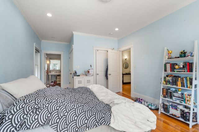 41 Farragut 1, Boston, MA 02127
