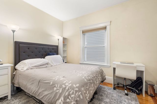 41 Farragut 1, Boston, MA 02127