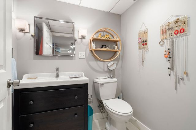 41 Farragut 1, Boston, MA 02127