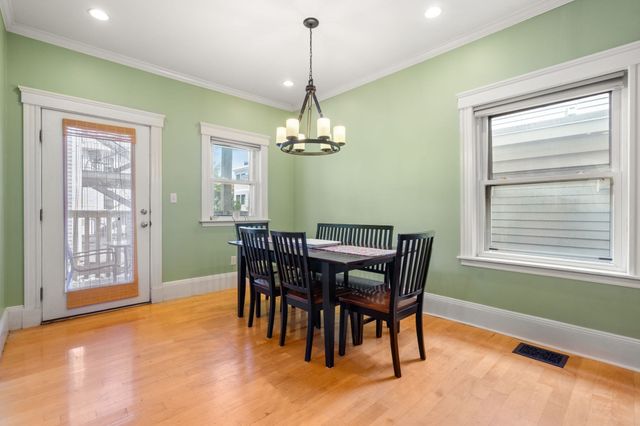 41 Farragut 1, Boston, MA 02127