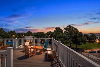 41 Farragut 1, Boston, MA 02127