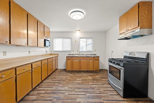 520 N Golden Gate Ave, Stockton, CA 95205