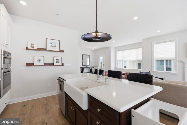 31 SPRING MILL RD, Warminster, PA 18974