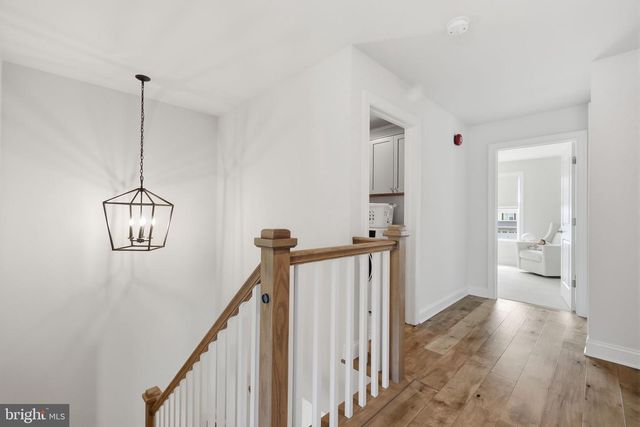 31 SPRING MILL RD, Warminster, PA 18974