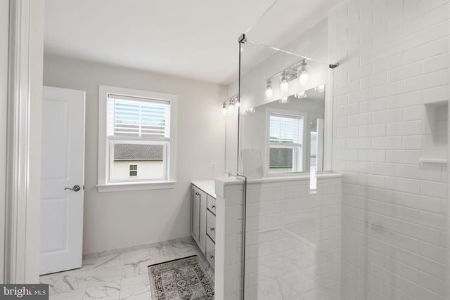 31 SPRING MILL RD, Warminster, PA 18974
