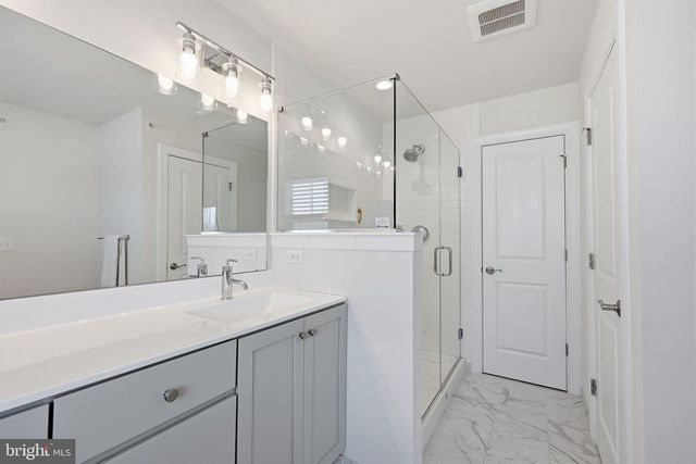 31 SPRING MILL RD, Warminster, PA 18974