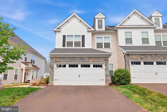 31 SPRING MILL RD, Warminster, PA 18974