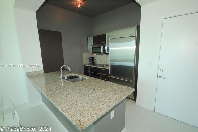 950 Brickell Bay Drive 5002, Miami, FL 33131