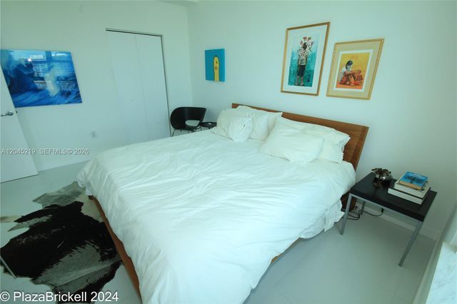 950 Brickell Bay Drive 5002, Miami, FL 33131