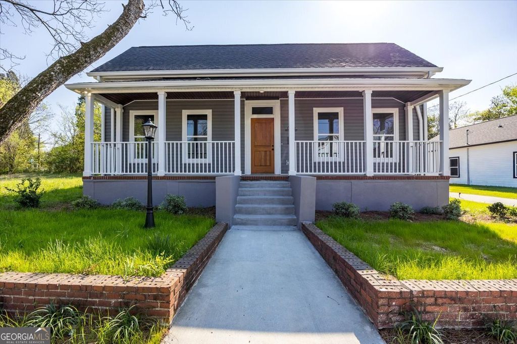 836 Plant Street, Macon, GA 31201