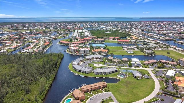 1335 ROCK DOVE COURT 111, Punta Gorda, FL 33950